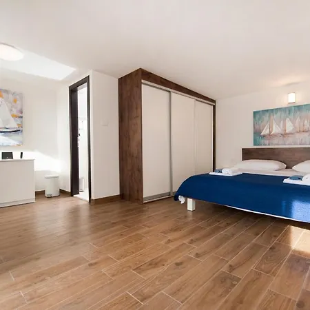 Milna Sleeps 10 Pool Air Con Wifi Villa Milna (Brac)